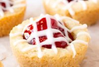 Strawberry Cookie Delights