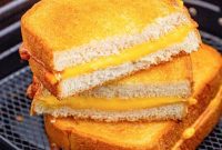 Air Fryer’s Golden Crispy Grilled Cheese