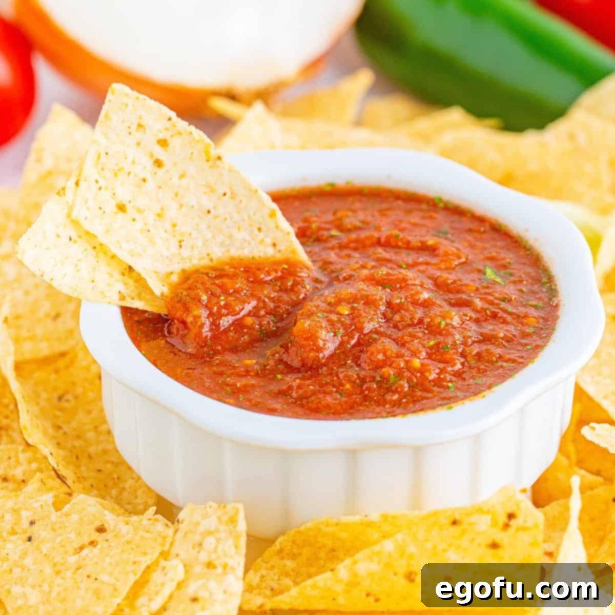 Effortless Blender Salsa 1 featured 101222