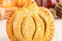 Harvest Pumpkin Pocket Pies
