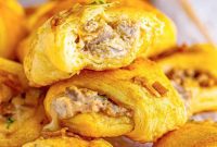 French Dip Crescent Bundles