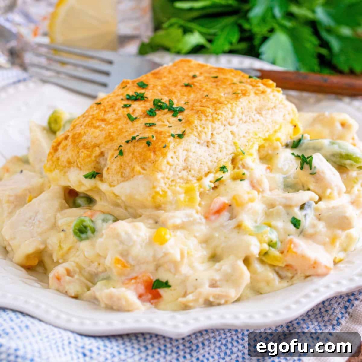 Hearty Turkey Pot Pie Delight 1 featured 114357