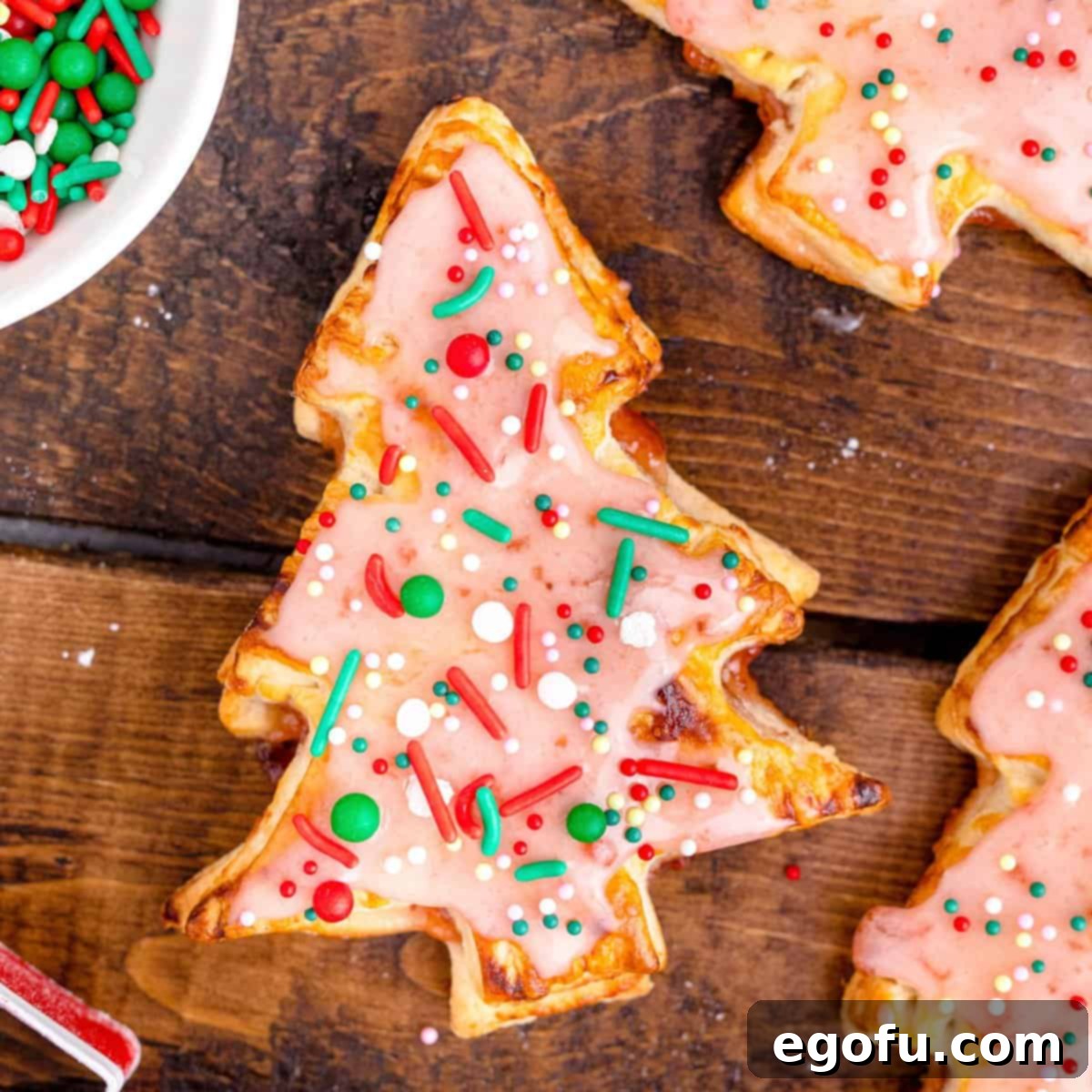 Sparkling Spruce Pop Tarts 1 featured 115258