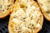 Golden Air Fryer Garlic Cheese Bread
