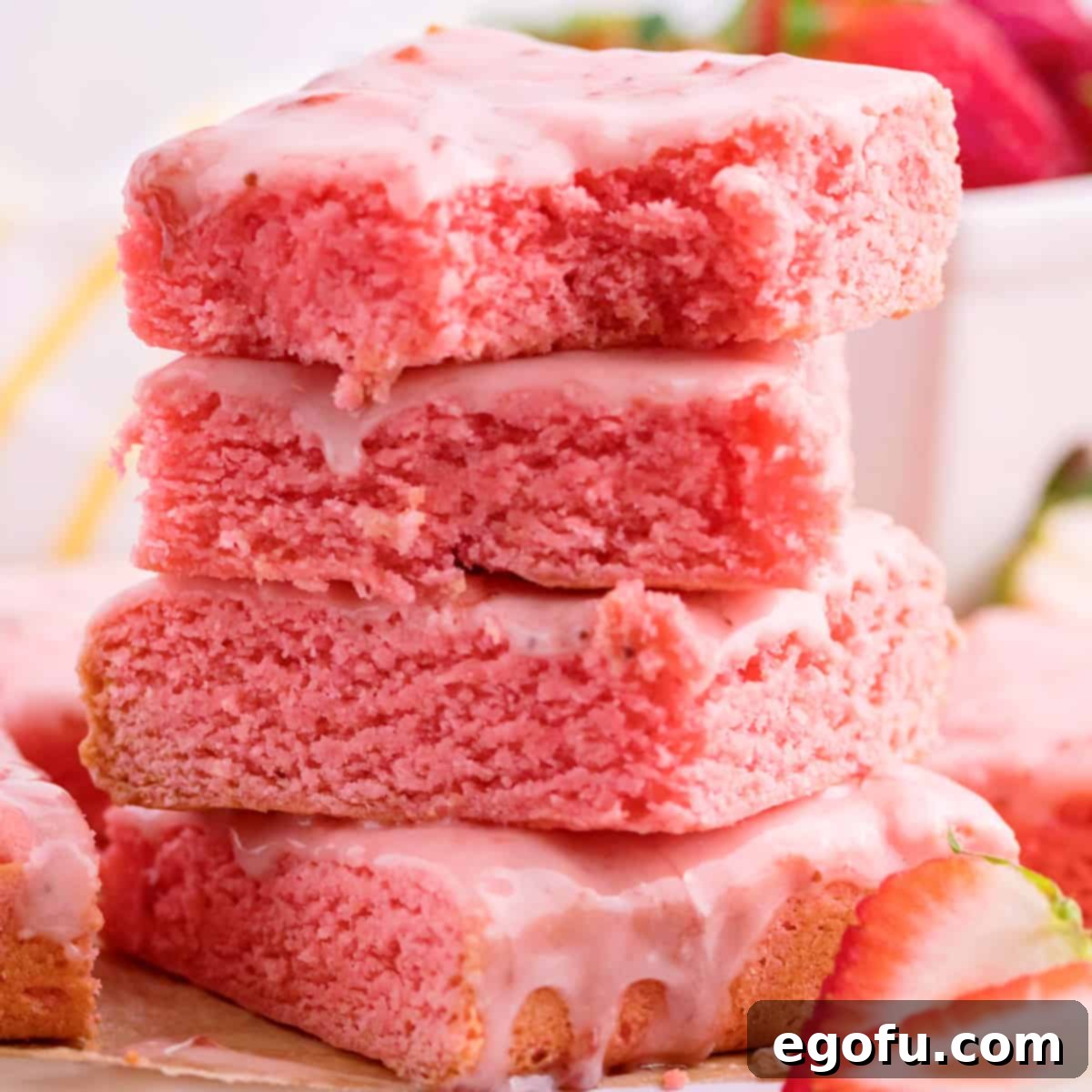 Strawberry Swirl Brownie Bliss 1 featured 121186