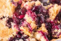 Effortless Blueberry Crumble Cake