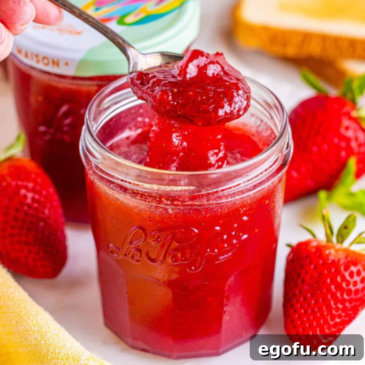 From Garden or Freezer: Homemade Strawberry Jam 1 featured 127677