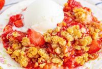 Sweet Strawberry Crumble