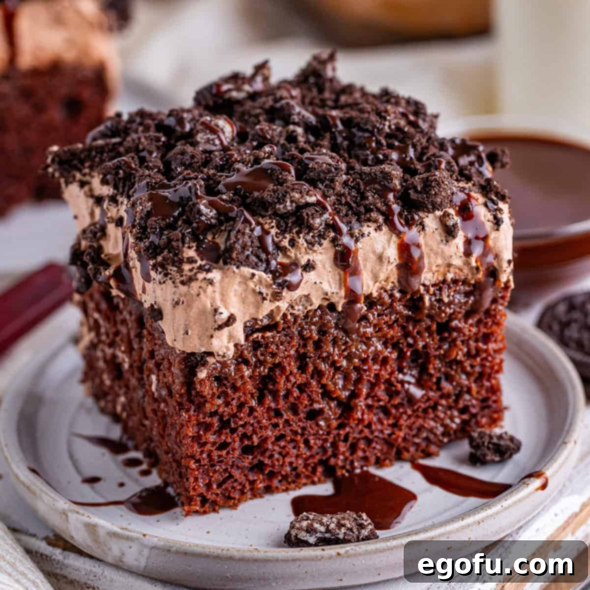 Heavenly Oreo Dream Cake 1 featured 139744