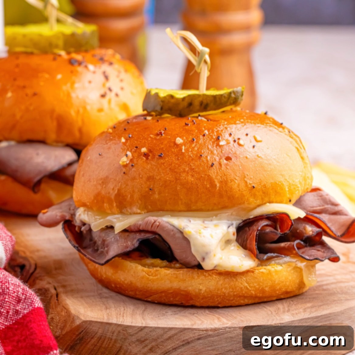 Ultimate Air Fryer Roast Beef Melts 1 featured 156931