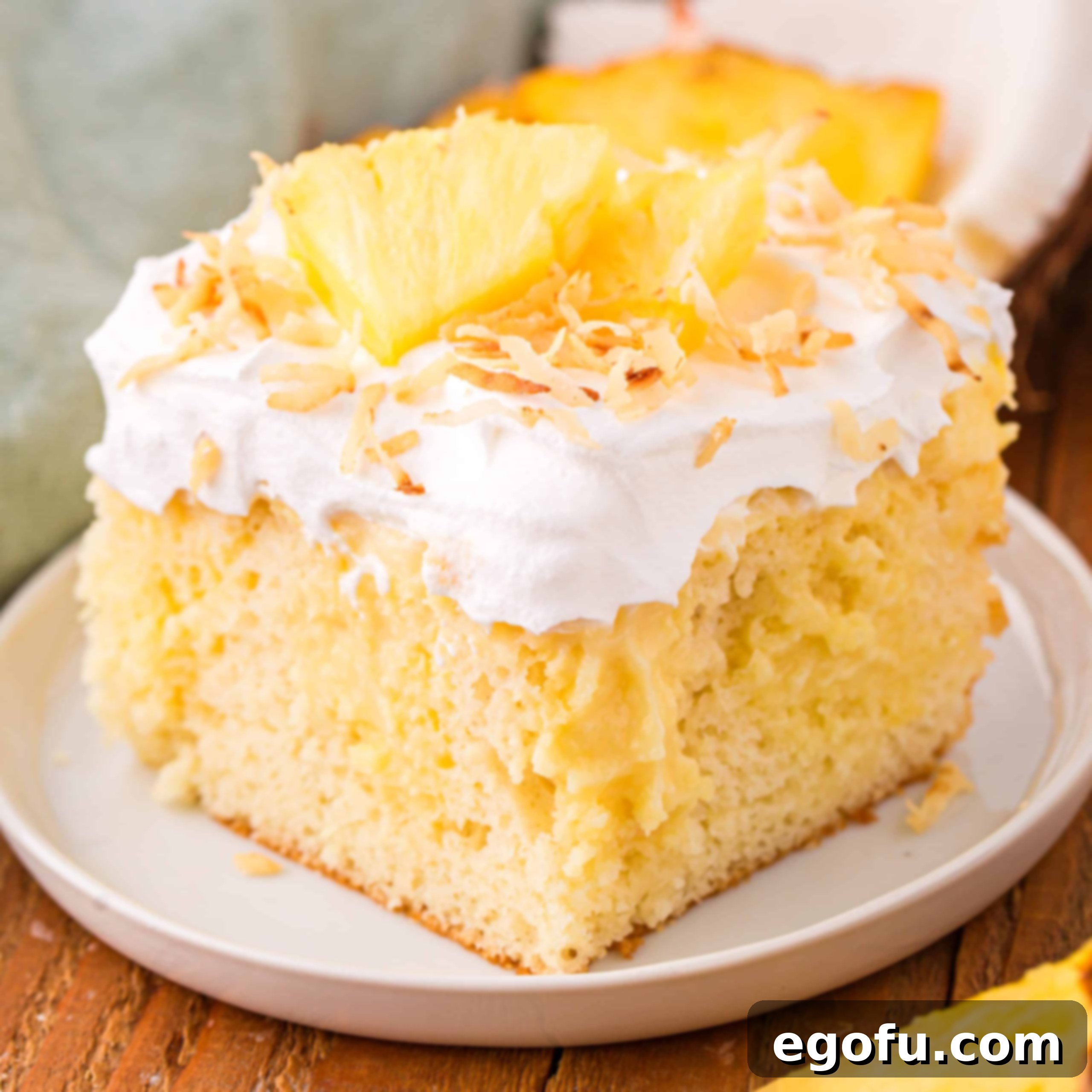 Sun-Kissed Hawaiian Poke Cake 1 featured 157732