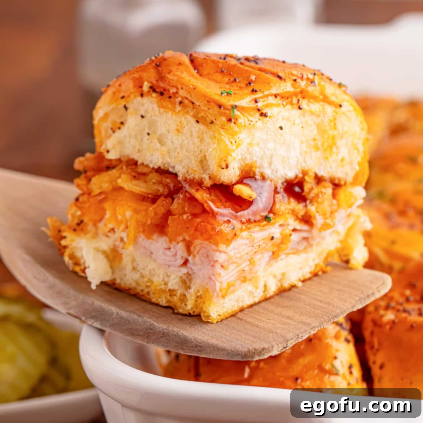 Zesty BBQ Chicken Sliders 1 featured 172376