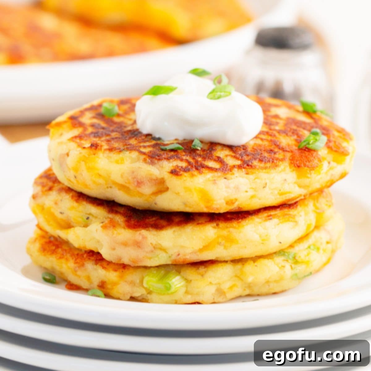 Crispy Potato Fritters 1 featured 186402