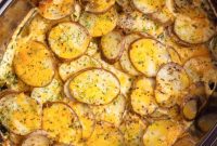Melt-in-Your-Mouth Slow Cooker Scalloped Potatoes