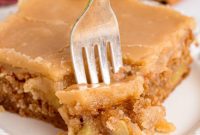 Old-Fashioned Apple Dapple Cake