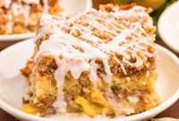 Spiced Apple Streusel Coffee Cake