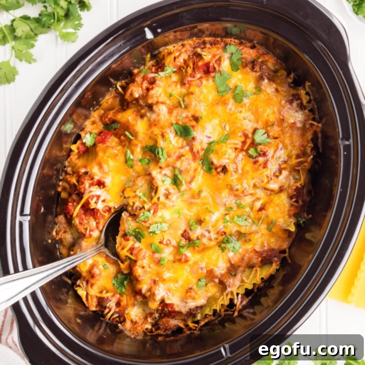 Slow Cooker Fiesta Lasagna 1 featured 199230