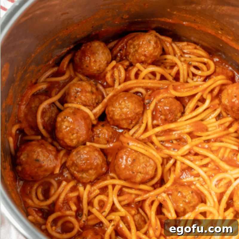 One-Pot Wonder: Instant Pot Spaghetti & Meatballs 1 featured 49109