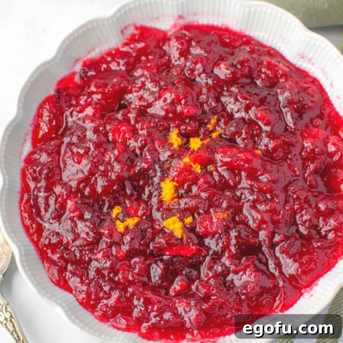 Effortless Cranberry Sauce 1 featured 61281