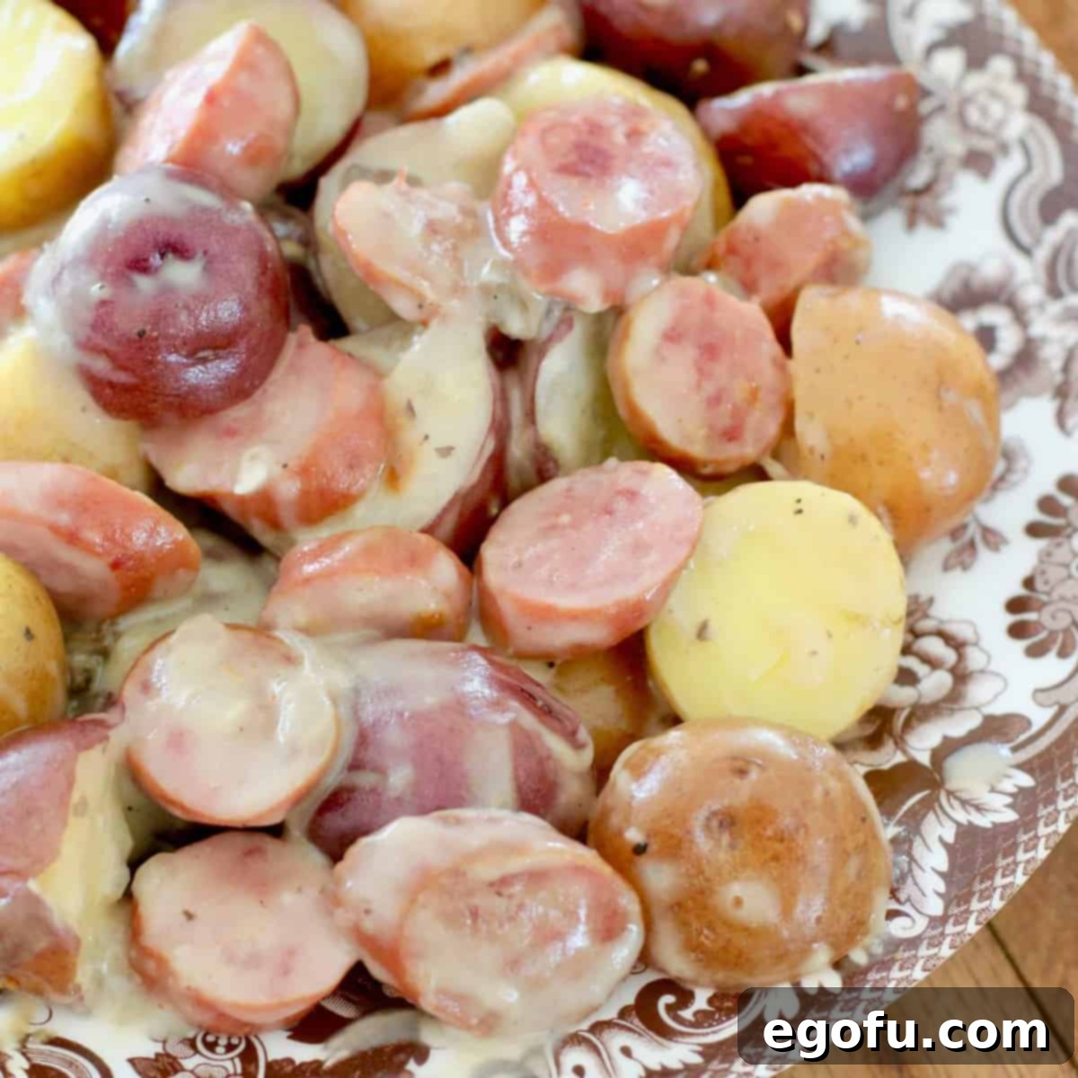 Easy Slow Cooker Creamy Sausage and Potatoes 1 featured 9161