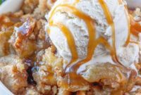 Effortless Apple Cobbler Bliss