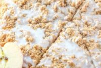 Warm Spiced Apple Pizza