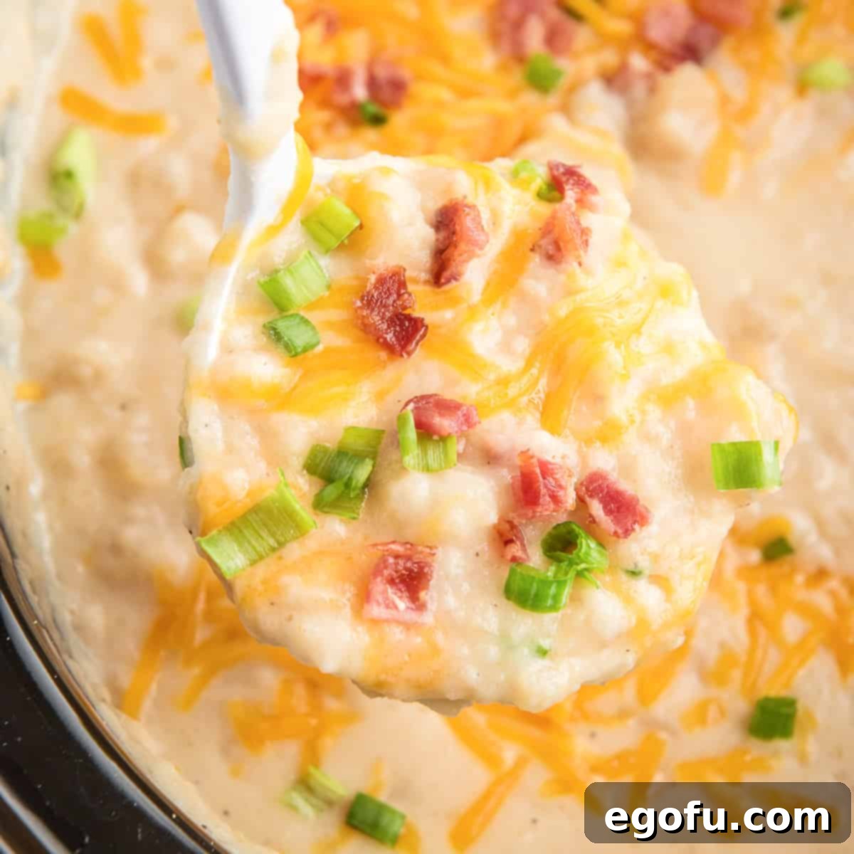 Slow Cooker Creamy Potato Bliss 1 featured 9565