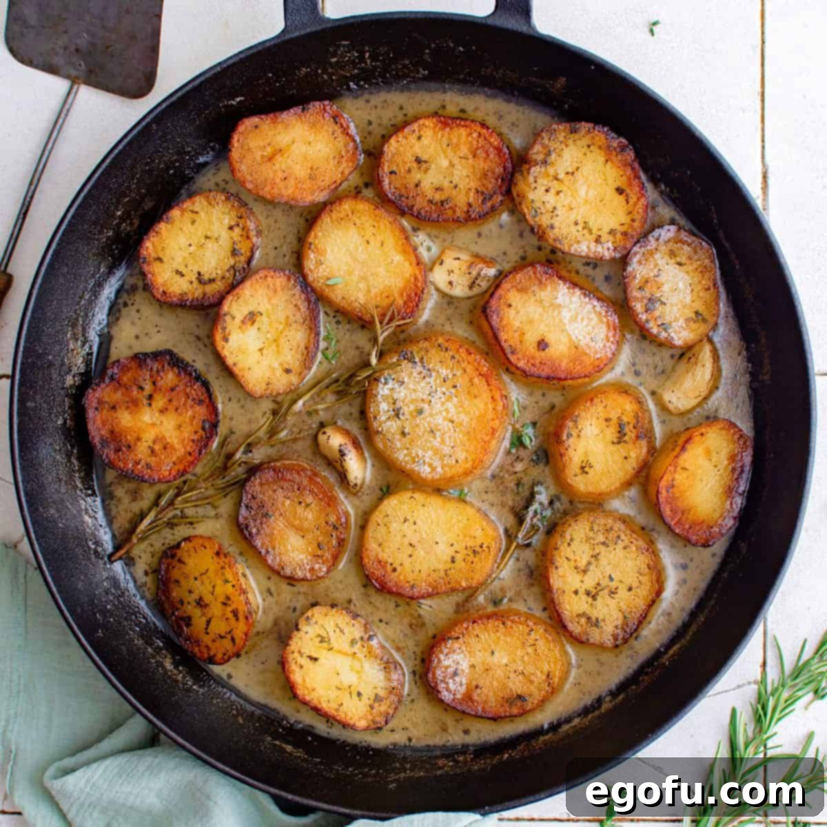 Golden Melt-Away Potatoes 1 featured 96058