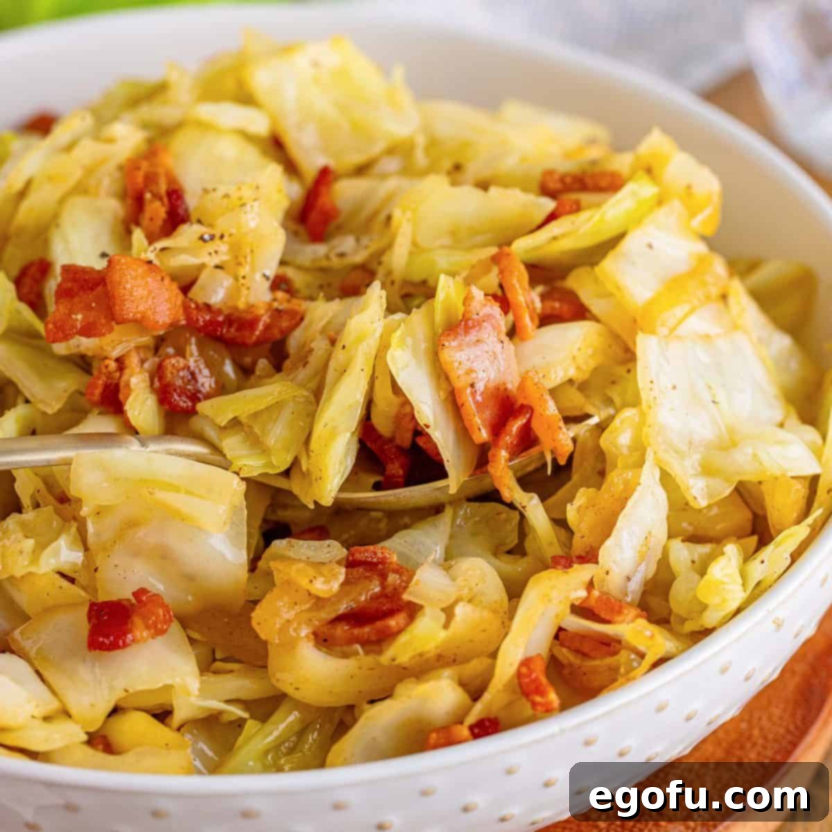 Crispy Bacon and Caramelized Cabbage 1 featured 98452