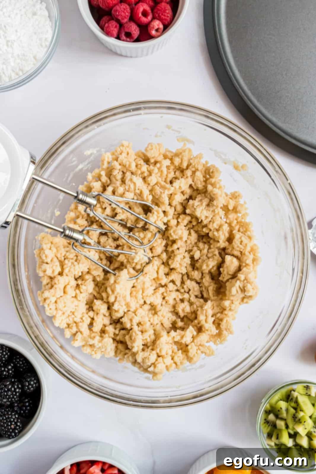 Finished dough mixed in bowl.