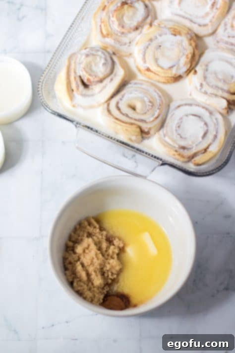 Butter, brown sugar and cinnamon in bowl.