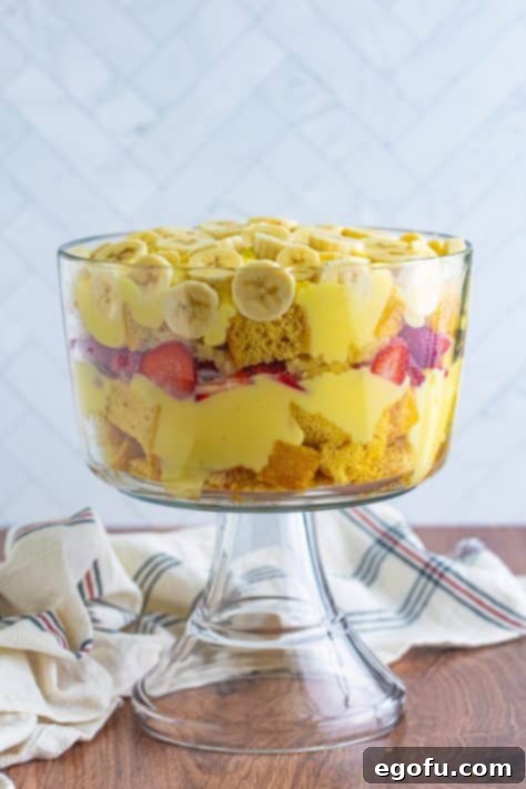 Party Perfect Bowl Cake 19 A layered cake with cake, pudding, and fruit.