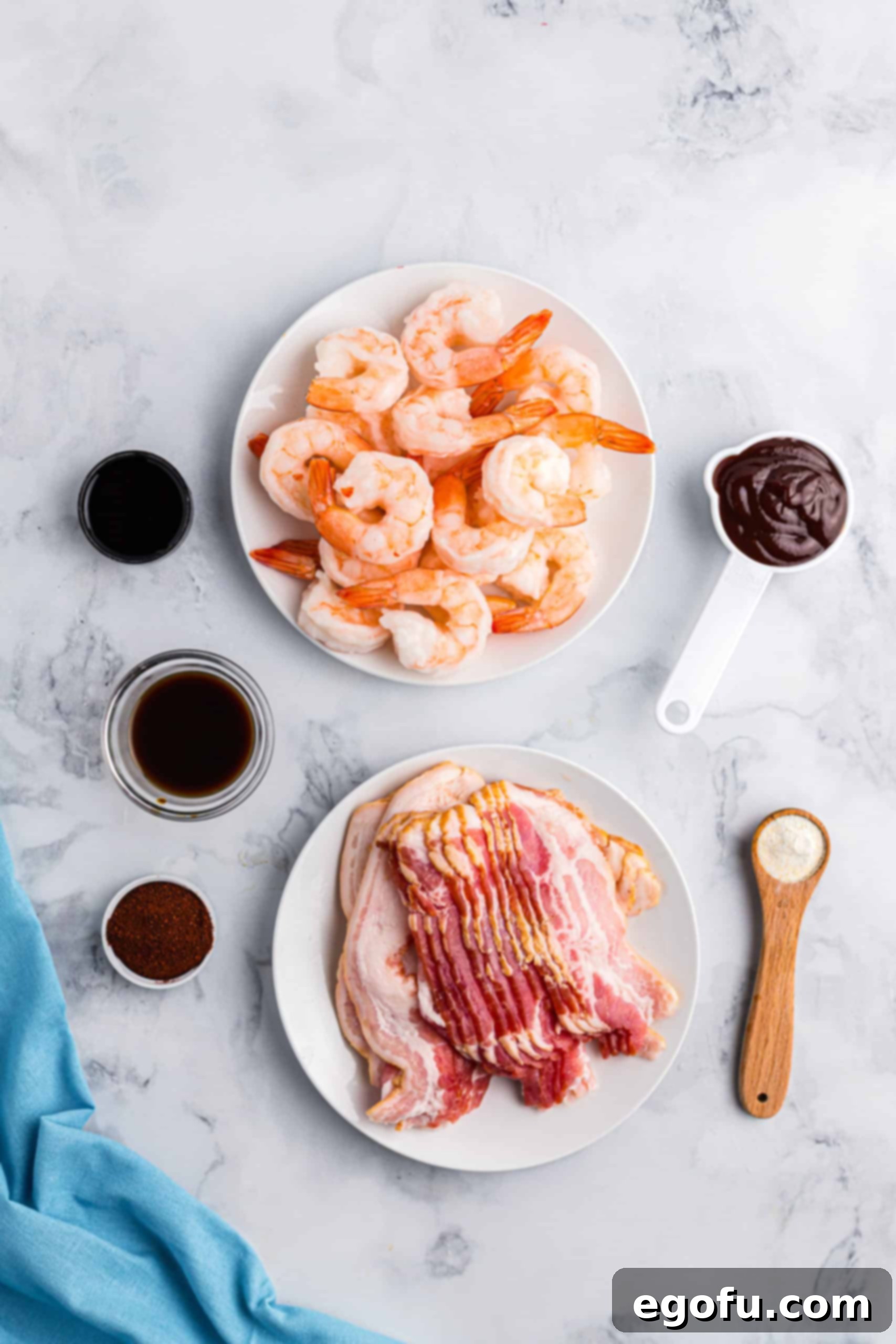 garlic salt, chili powder, soy sauce, Worcestershire sauce, BBQ sauce, cooked jumbo shrimp, bacon