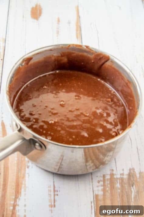 Mixed together cake batter in sauce pan