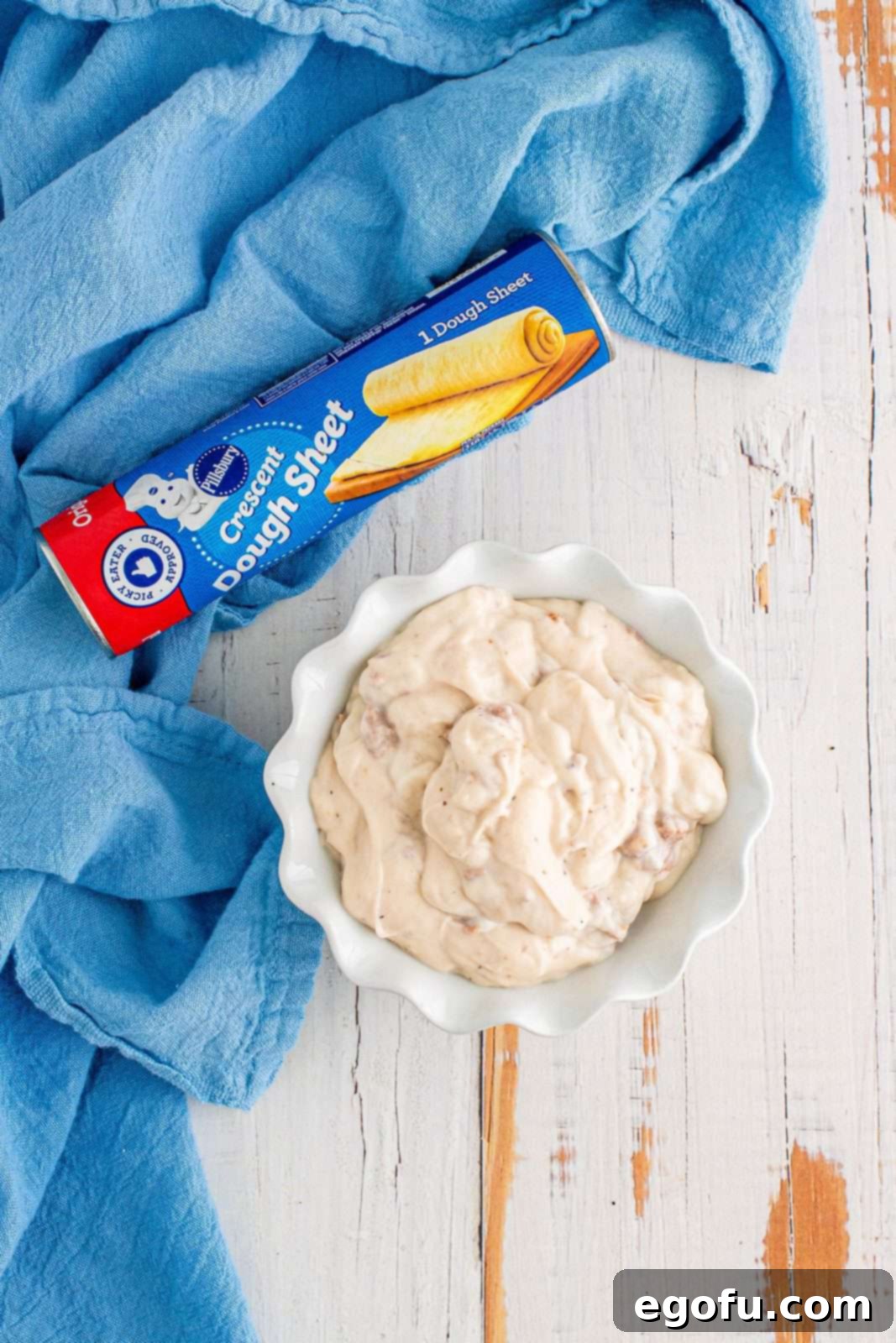 Ingredients needed: crescent roll dough sheet and sausage gravy.