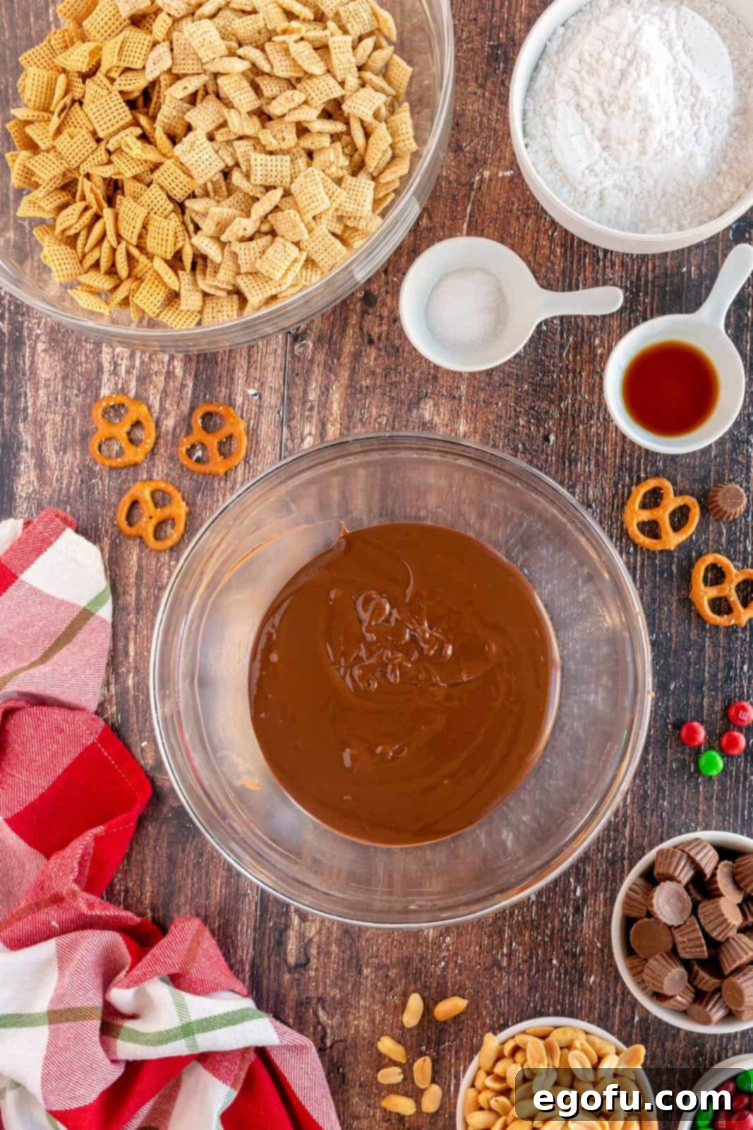 Chocolate, butter and peanut butter melted together in bowl.