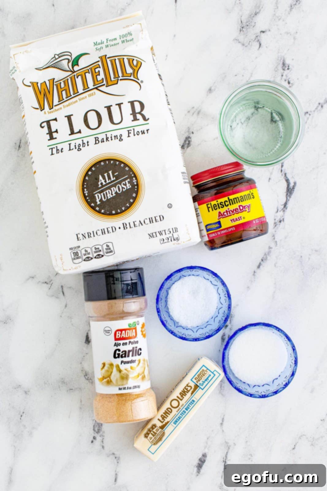 White Lily flour, yeast, garlic powder, salt, butter.