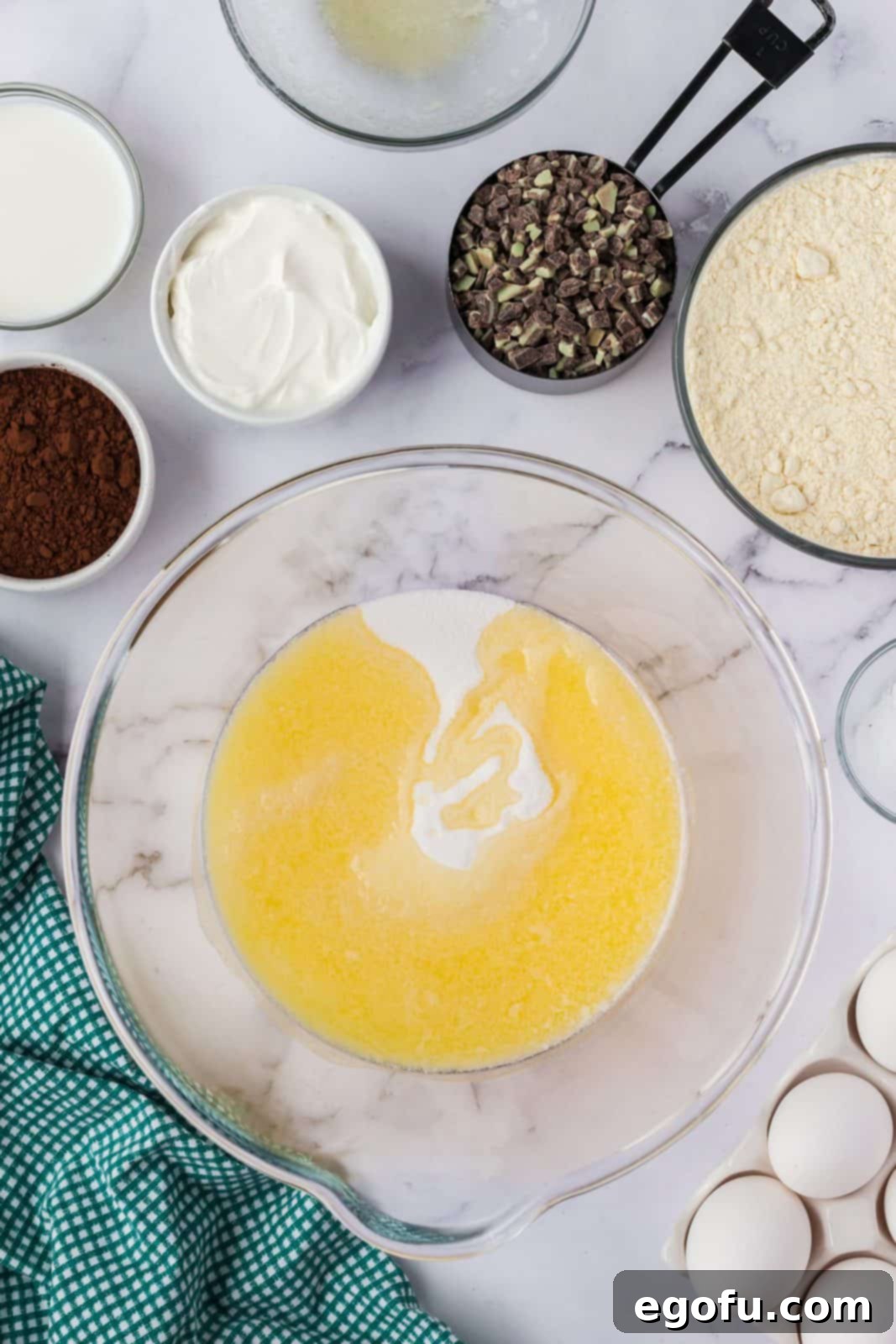 Butter and sugar in bowl.