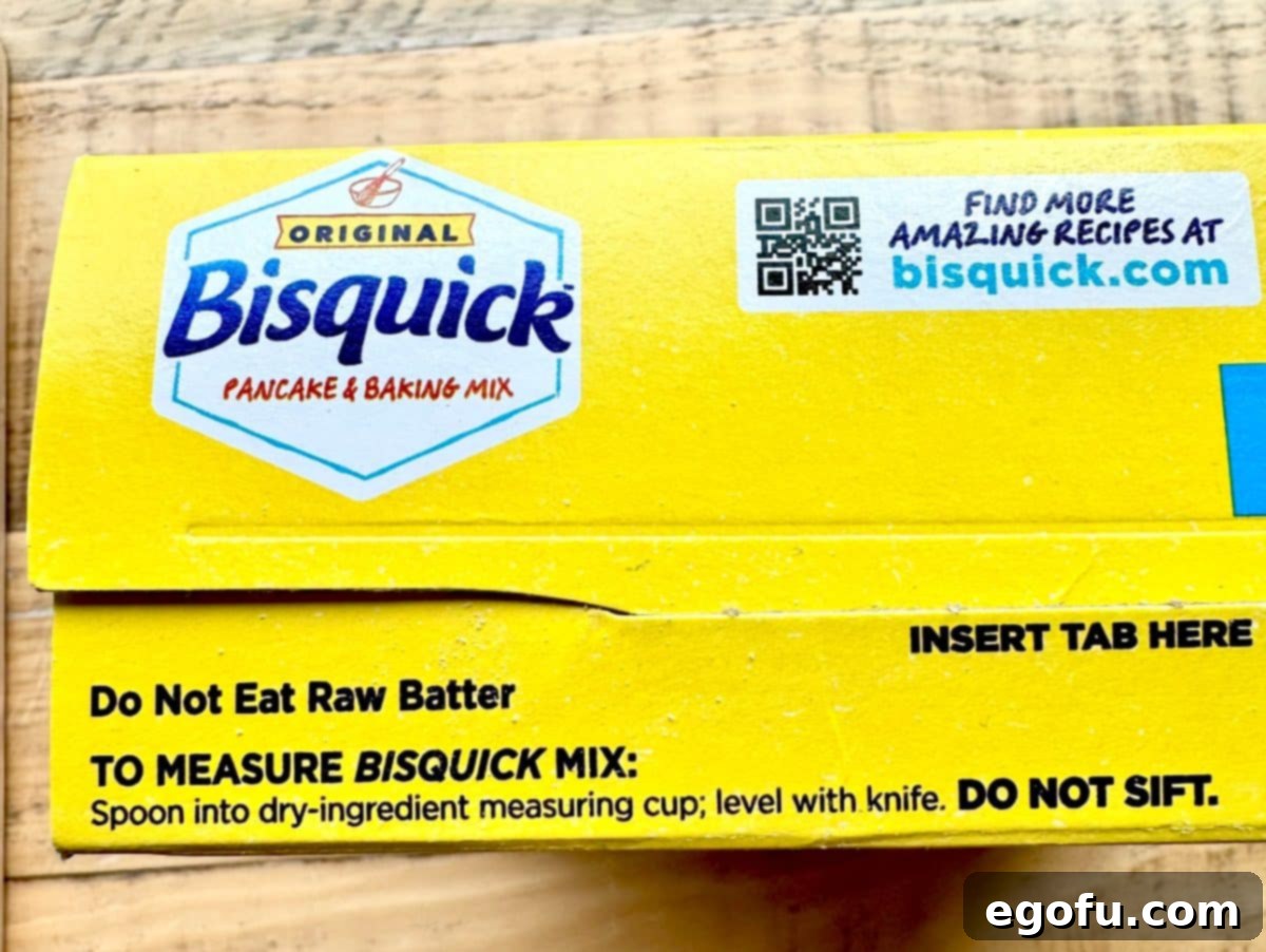 Top of the Bisquick box showing measuring instructions, illustrating the correct method to scoop and level.