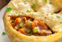 Original Title:Hearty Beef Pot Pies: A Comfort Food Classic